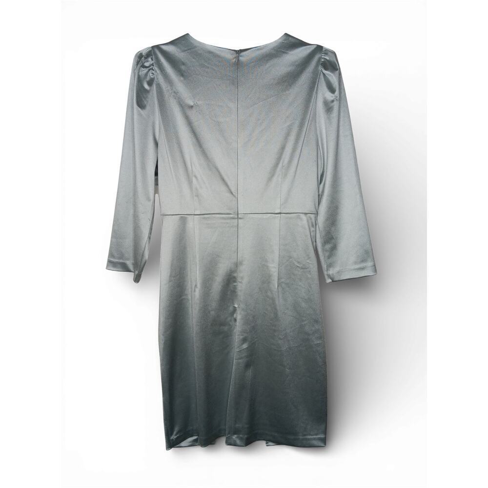 New with Tags Julia Jordan Silver Satin Ruched V Neck Cocktail Dress 6 - Picture 3 of 16